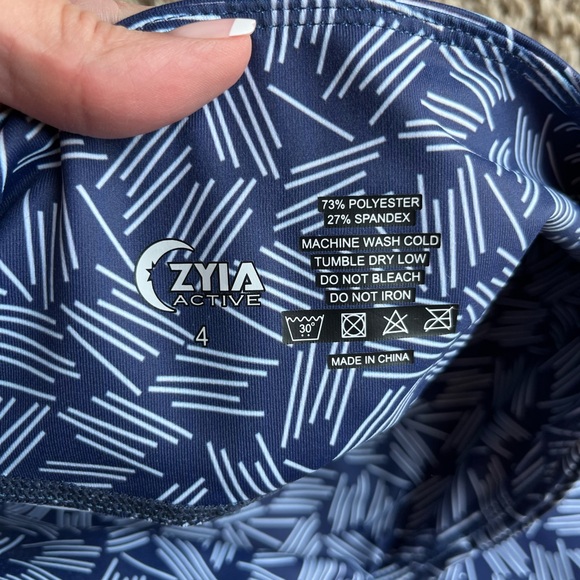 Zyia Active Leggings - Picture 5 of 5